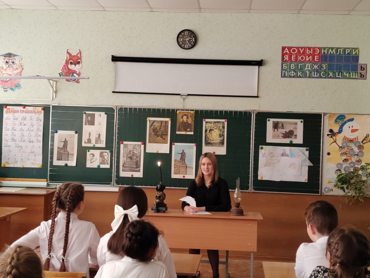 1 февраля прошел школьный этап конкурса чтецов, посвященный творчеству А.С.Пушкина для учащихся 5-11 классов.